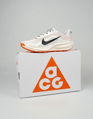 Nikke ACG Pegasus Trail Running White orange