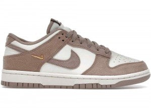 Nikke Dunk Low Malt Gold Mini Swoosh