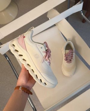 Loewe X cloudtilt 2.0 pink