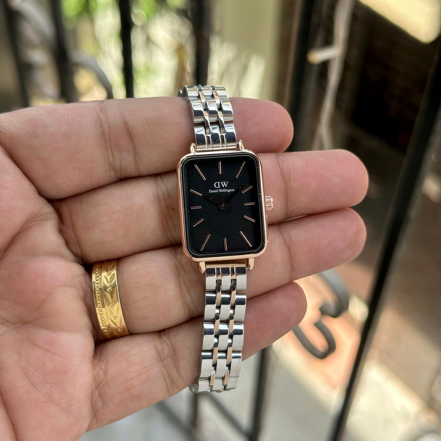 Dual Tone Black Watch