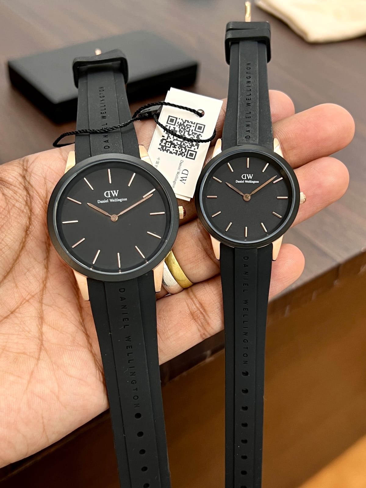 Black Fiber Couple Edition