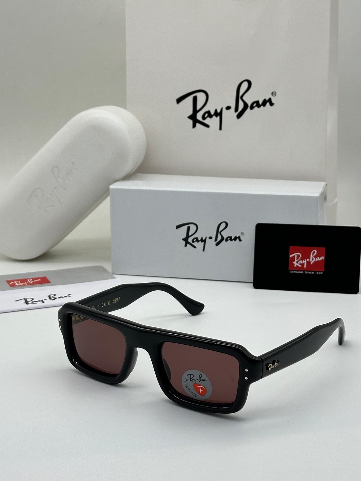 R AYBAN