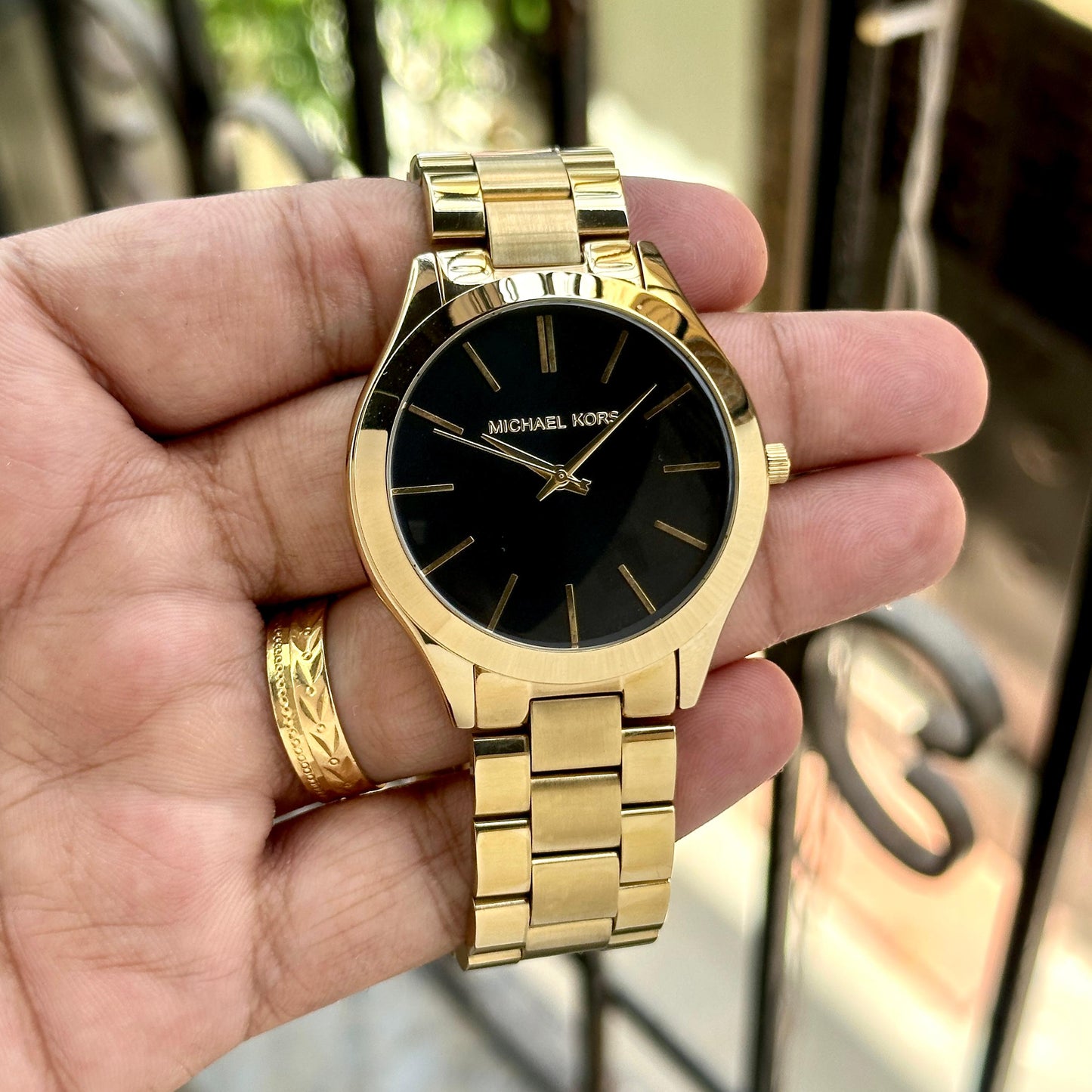 Gold Black Womens Classics