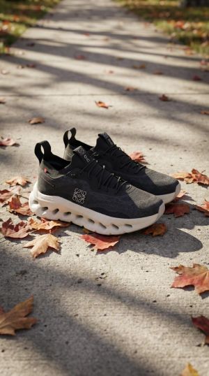 Loew.e x On Cloudtilt Grey Denim Running