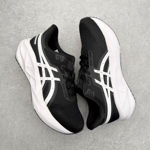 Asiccs Novablast 5 Track Club Black