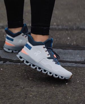 On Cloud Hi Edge blue