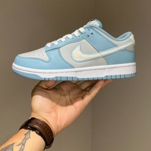 NIKKE SB DUNK FLEECE SWOOSH LIGHT BLUE SALE