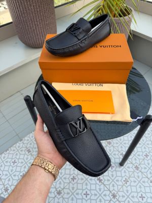 Loius Vutton Premium Loafers Surplus Leather Quality With All Accessories HX013