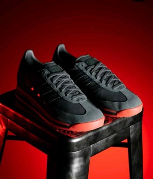 Addidas SL72 RS AUDI REVOLUT F1 TEAM Hi Res Red