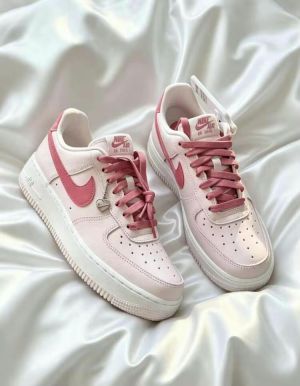 NIKKE AIRFORCE 1 LOW PEARL PINK VALENTINES DAY