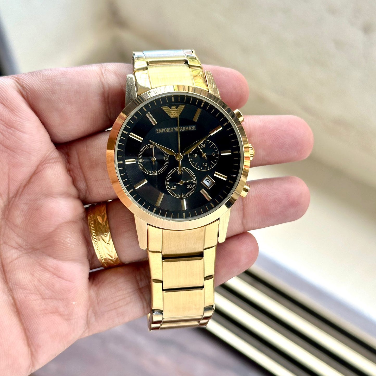 Gold Black Watch