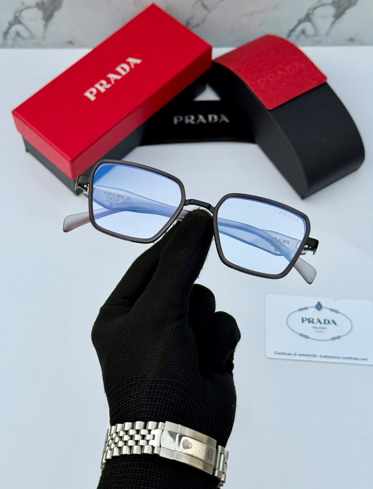 P RADA