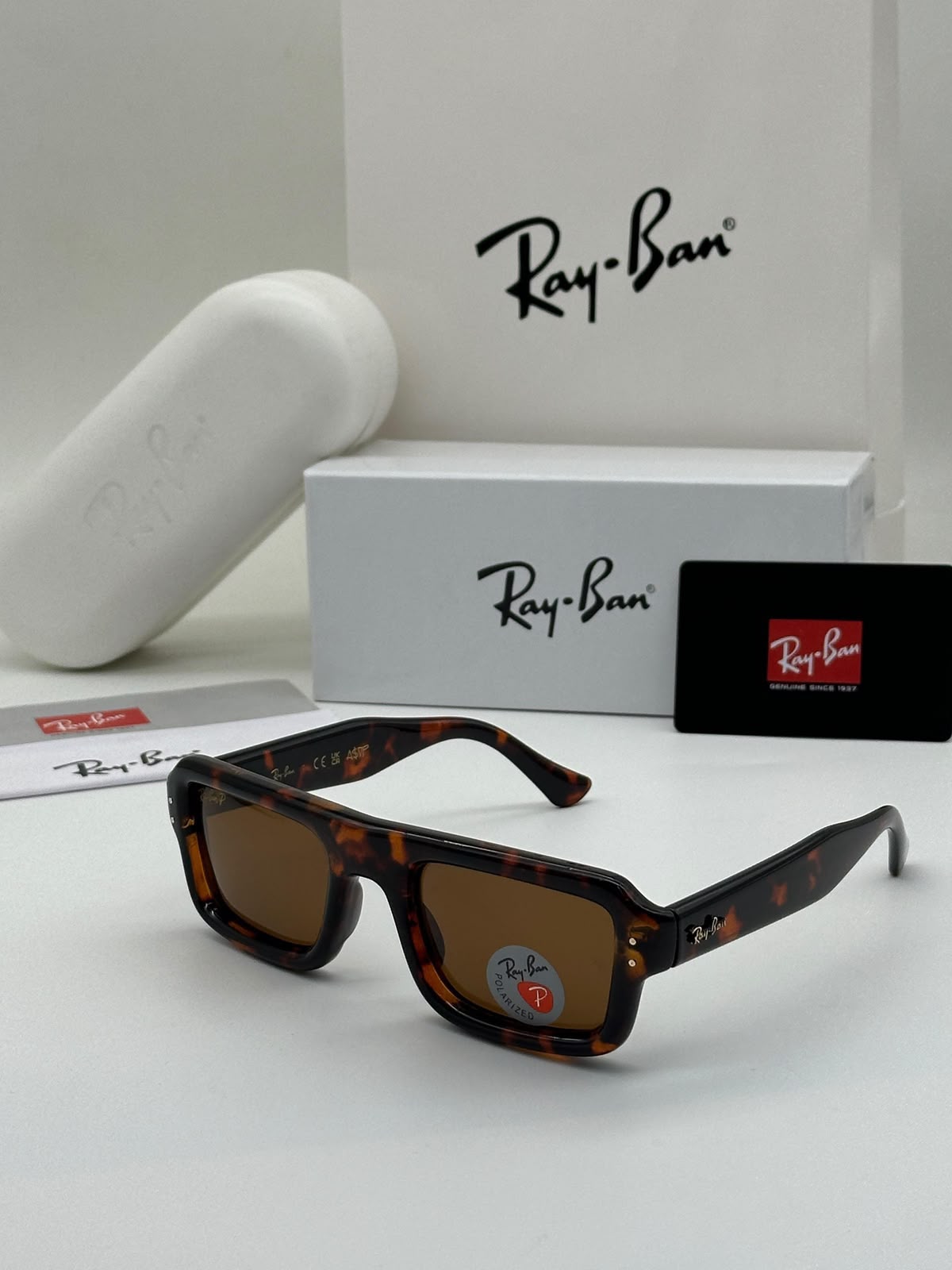 R AYBAN