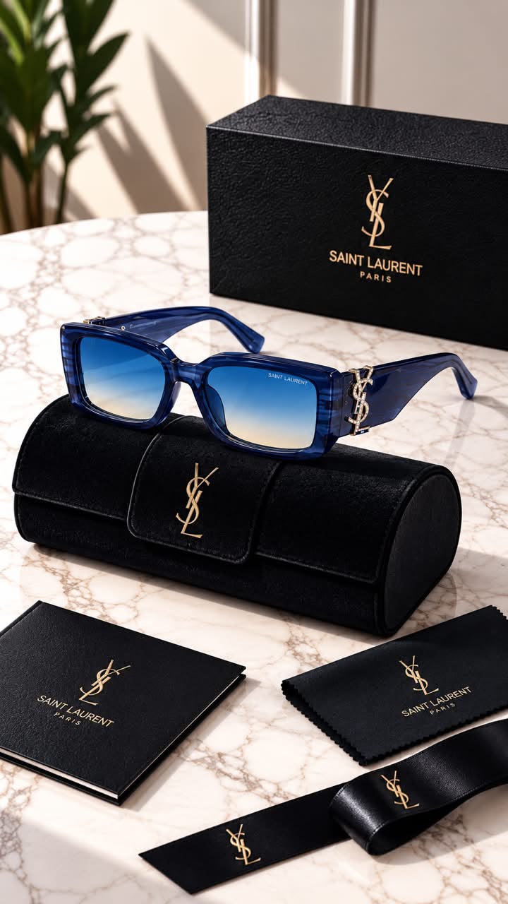 S AINT LAURENT