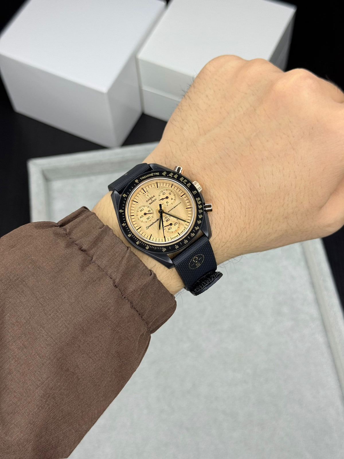 Black Yellow Premium Watch