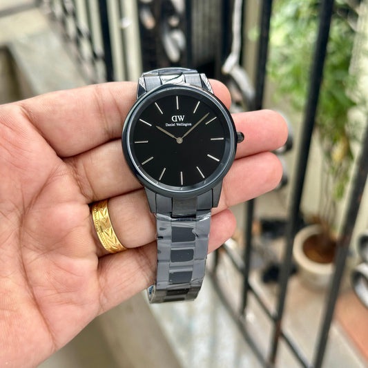 Full Black Classic Metal Watch