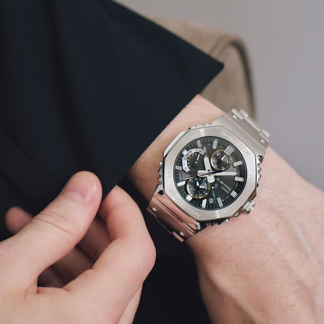 Silver Black Ultra Premium Watch