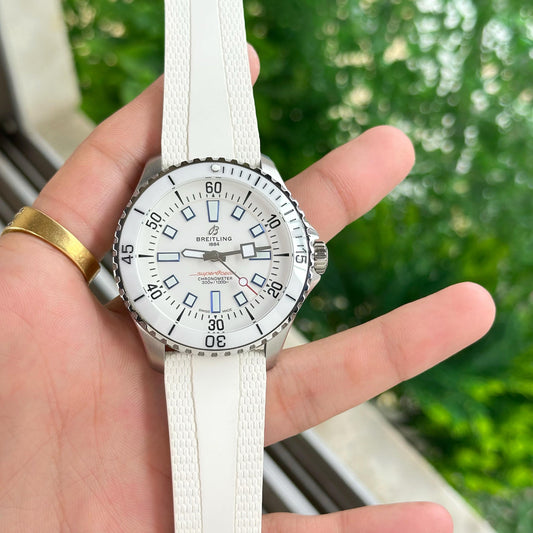 White Classics Ultra Premium Collection
